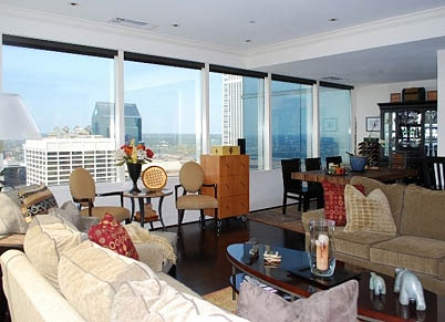 Luxury Hi-Rise Condos and Real estate For Sale in Philadelphia